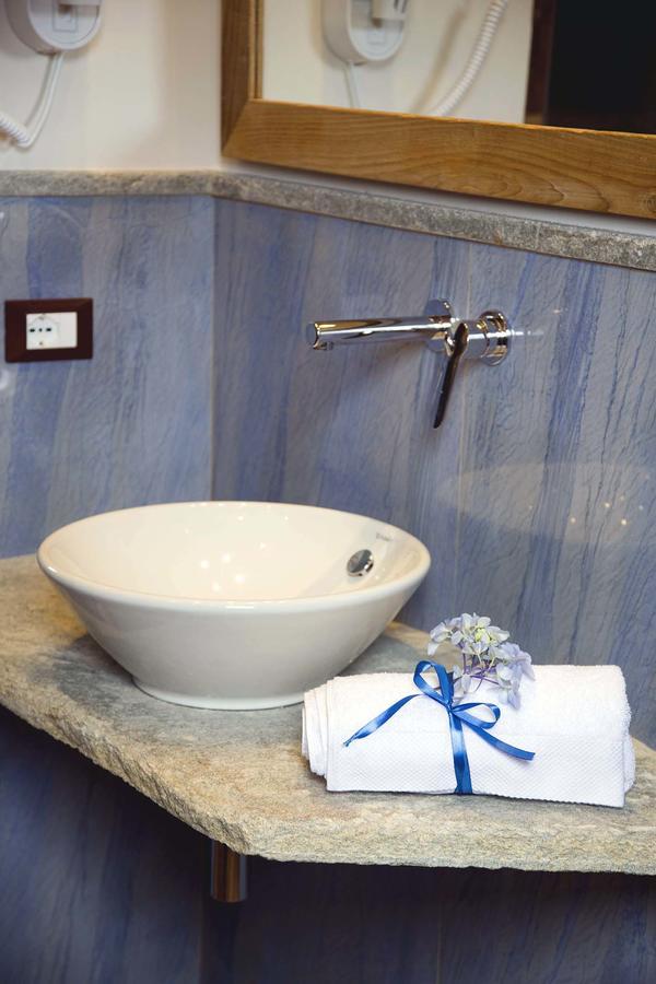 Boutique Hotel Elvezia ストレーザ エクステリア 写真